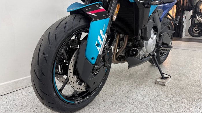 2026 CFMOTO 675 NK