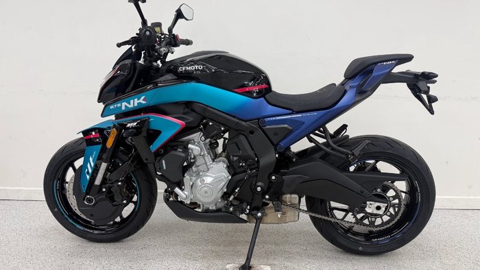 2026 CFMOTO 675 NK