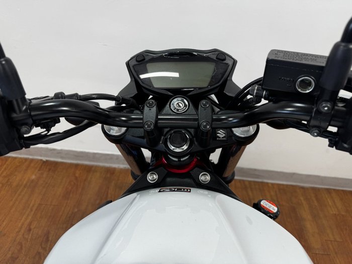 2022 Suzuki SV650 LAMS WHITE