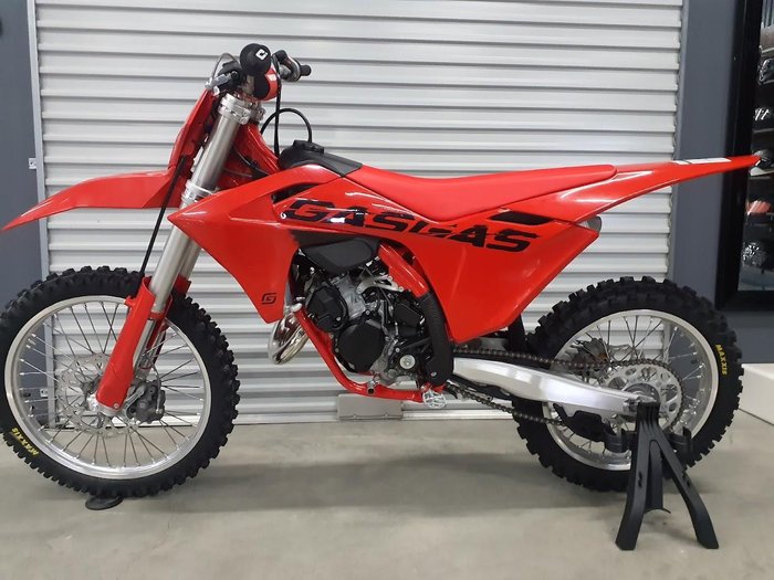 2025 Gas Gas MC 125 MC Red
