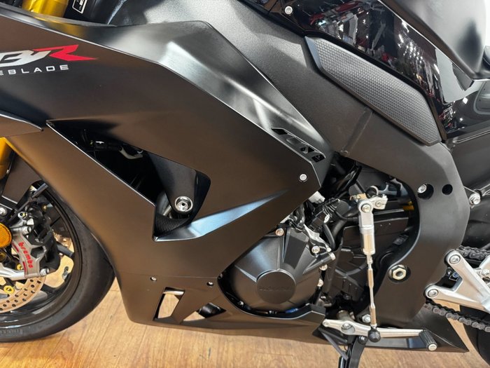 2024 Honda CBR1000RR-R SP (FIREBLADE) ABS Black