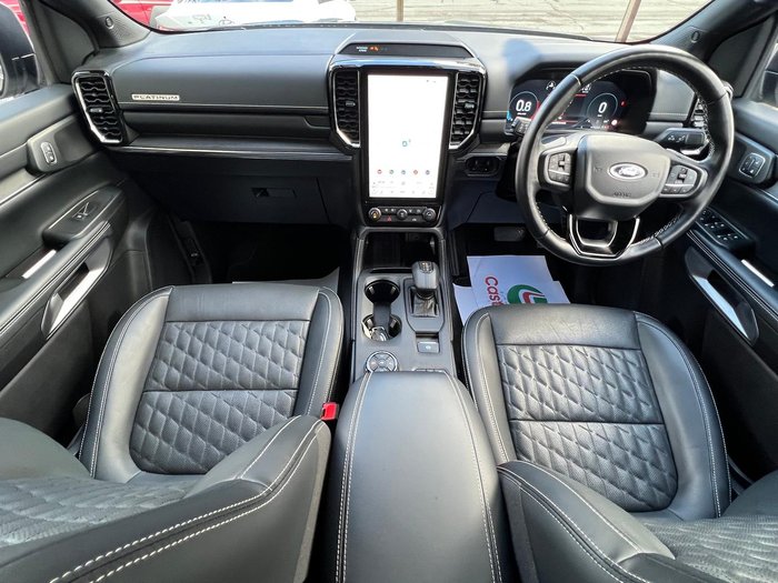 2025 Ford Everest Platinum
