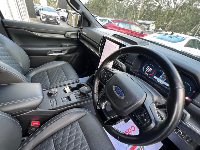 2025 Ford Everest Platinum