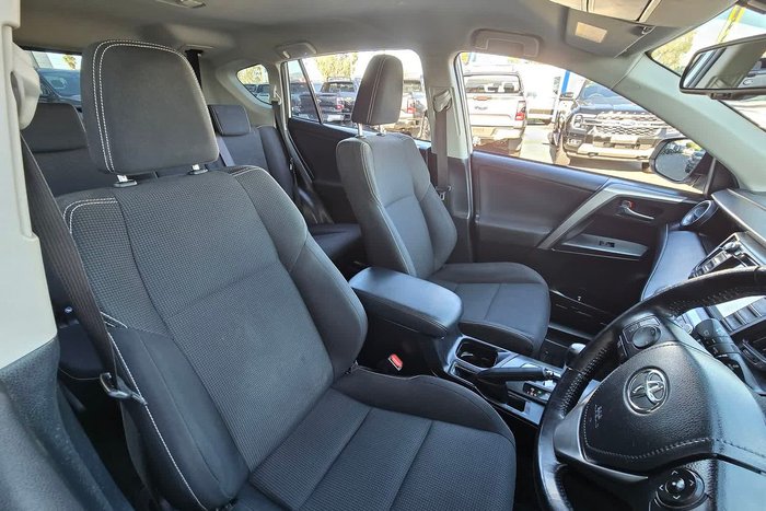 2017 Toyota RAV4 GXL