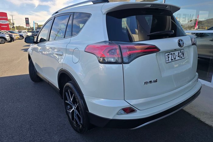 2017 Toyota RAV4 GXL