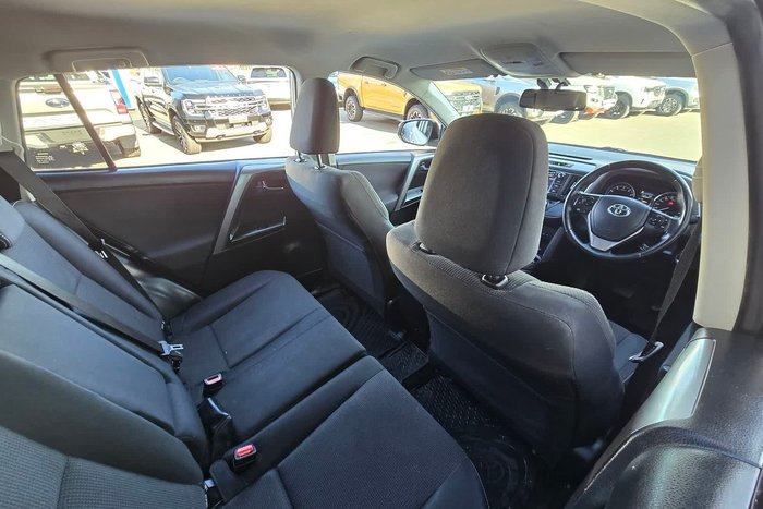 2017 Toyota RAV4 GXL