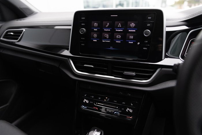 2024 Volkswagen T-Roc 140TSI R-Line