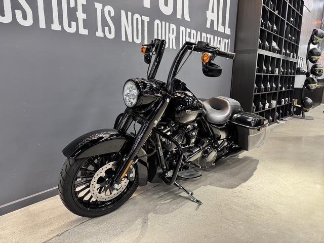Harley-Davidson Road King Special 114 (FLHRXS) Touring