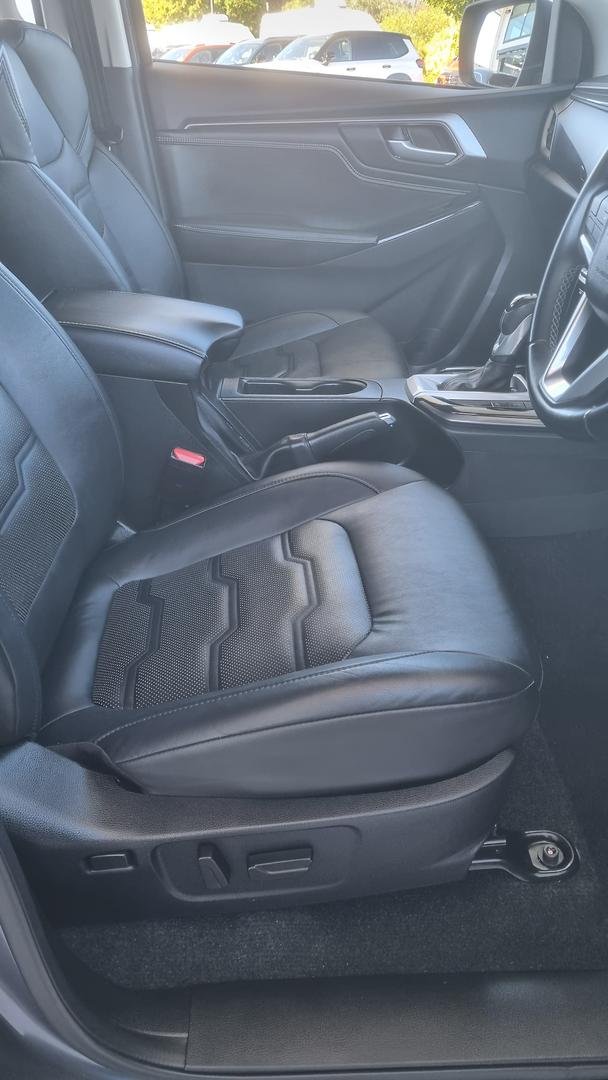 2023 Isuzu D-MAX LS-U+