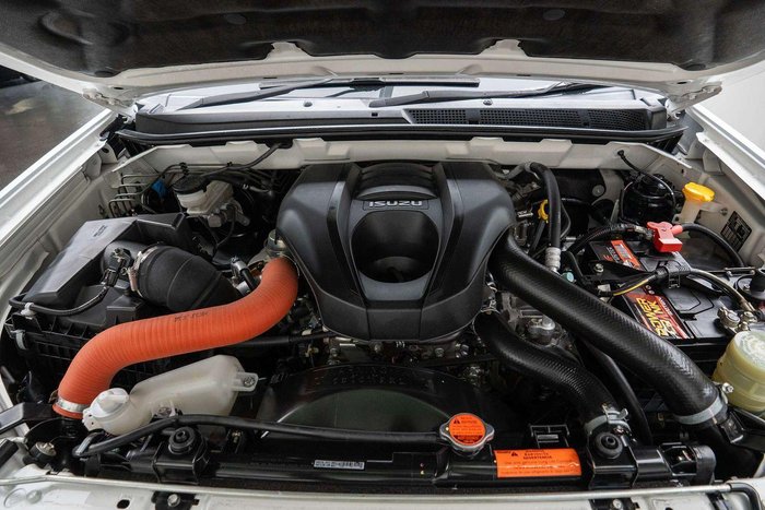 2018 Isuzu MU-X LS-T