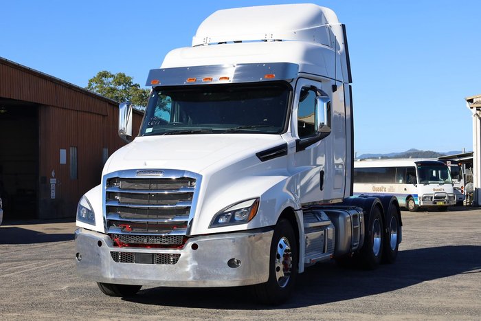 2026 Freightliner Cascadia