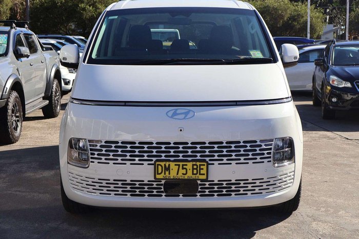 2024 Hyundai STARIA