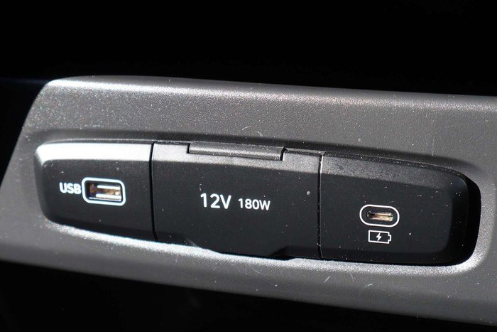 2024 Hyundai STARIA