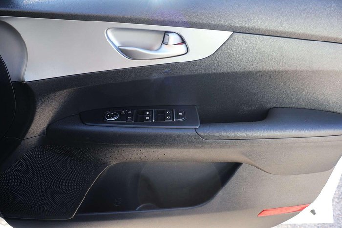 2024 Kia Cerato S