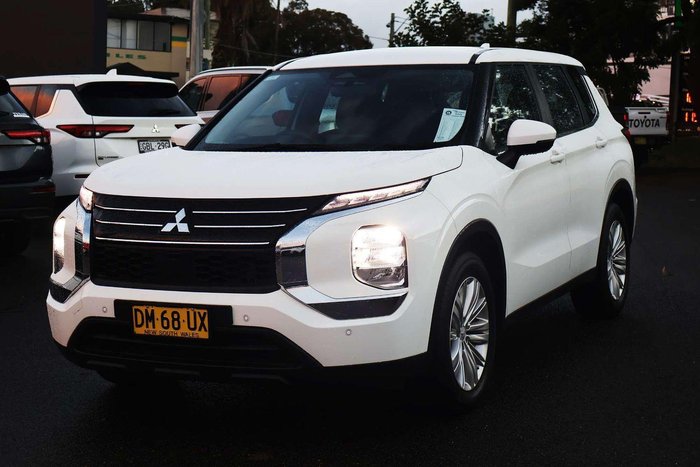 2024 Mitsubishi Outlander