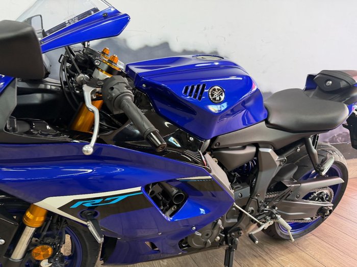 2025 Yamaha YZF-R7LA BLUE