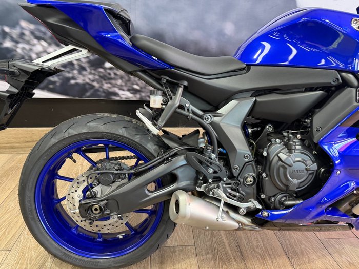 2025 Yamaha YZF-R7LA BLUE