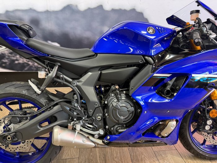 2025 Yamaha YZF-R7LA BLUE