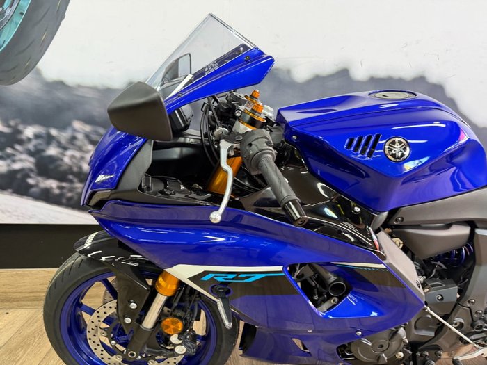 2025 Yamaha YZF-R7LA BLUE