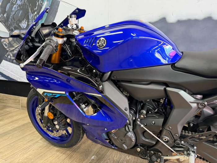 2025 Yamaha YZF-R7LA BLUE