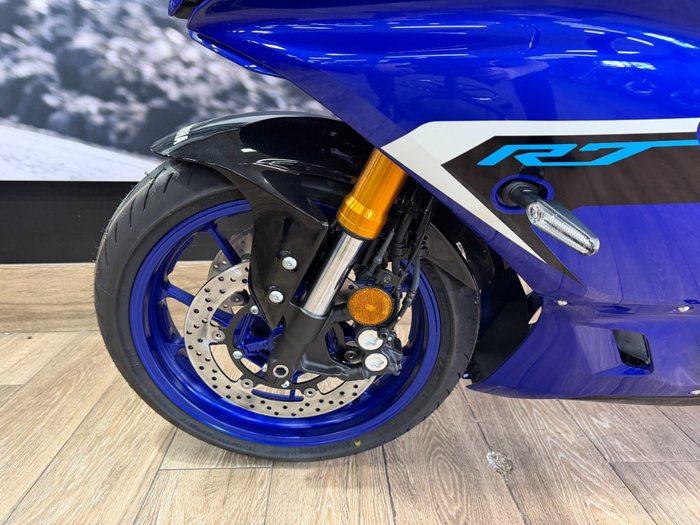 2025 Yamaha YZF-R7LA BLUE