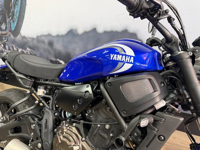 2026 Yamaha XSR700 BLUE