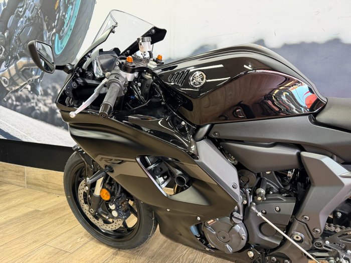 2025 Yamaha YZF-R7HO