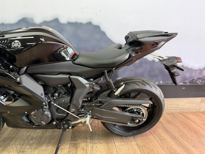 2025 Yamaha YZF-R7HO