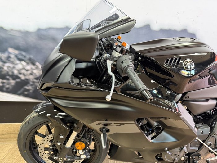2025 Yamaha YZF-R7HO