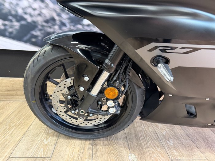 2025 Yamaha YZF-R7HO