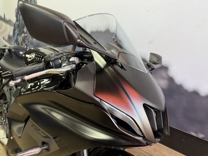 2025 Yamaha YZF-R7HO