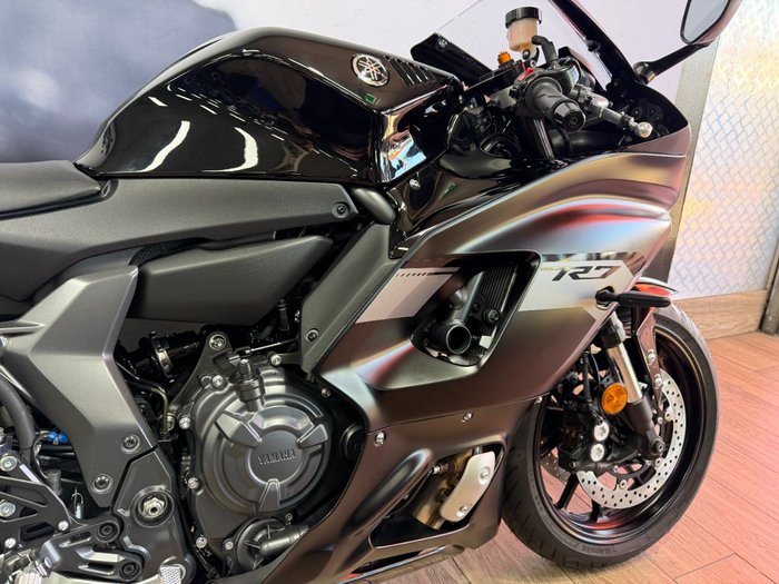 2025 Yamaha YZF-R7HO