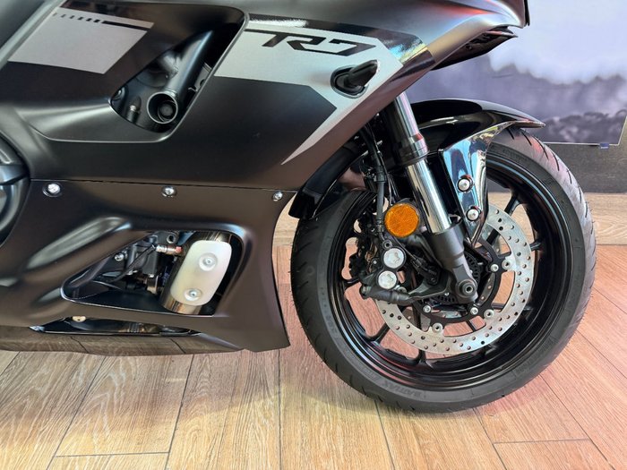2025 Yamaha YZF-R7HO