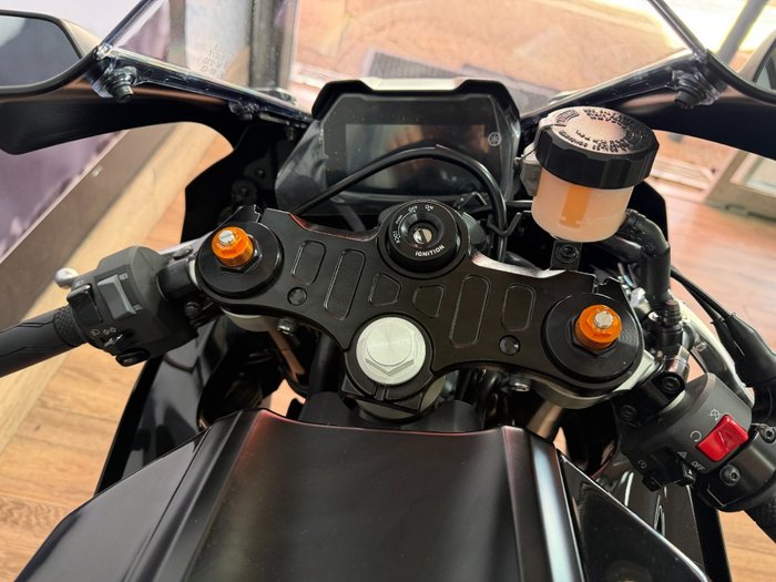 2025 Yamaha 2025 YAMAHA 655CC YZF-R7LAS