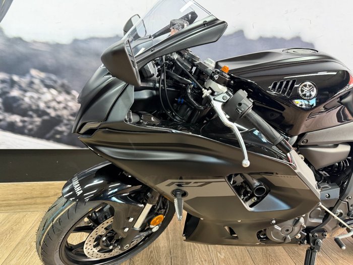 2025 Yamaha 2025 YAMAHA 655CC YZF-R7LAS