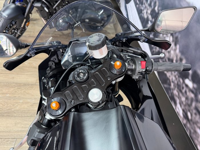2025 Yamaha 2025 YAMAHA 655CC YZF-R7LAS