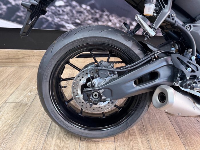 2025 Yamaha 2025 YAMAHA 655CC YZF-R7LAS