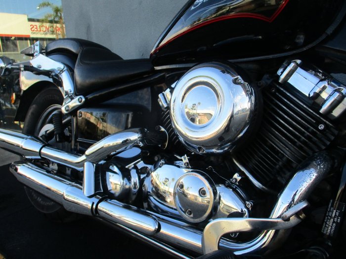 2011 Yamaha XVS650 V-STAR CUSTOM Black