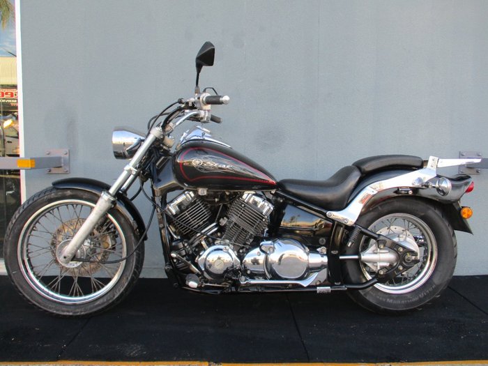 2011 Yamaha XVS650 V-STAR CUSTOM Black