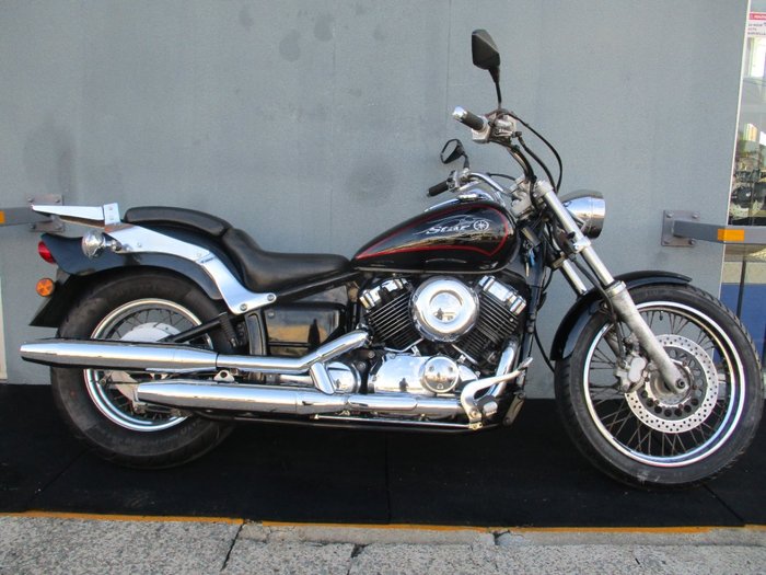 2011 Yamaha XVS650 V-STAR CUSTOM Black