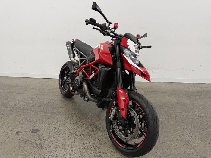 2020 DUCATI HYPERMOTARD 950 (RED) Red
