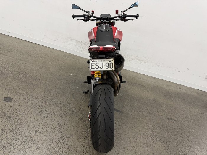 2020 DUCATI HYPERMOTARD 950 (RED) Red