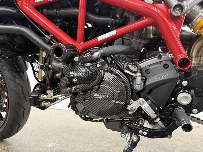 2020 DUCATI HYPERMOTARD 950 (RED) Red