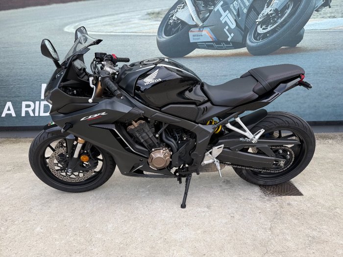 2020 Honda CB650R Black