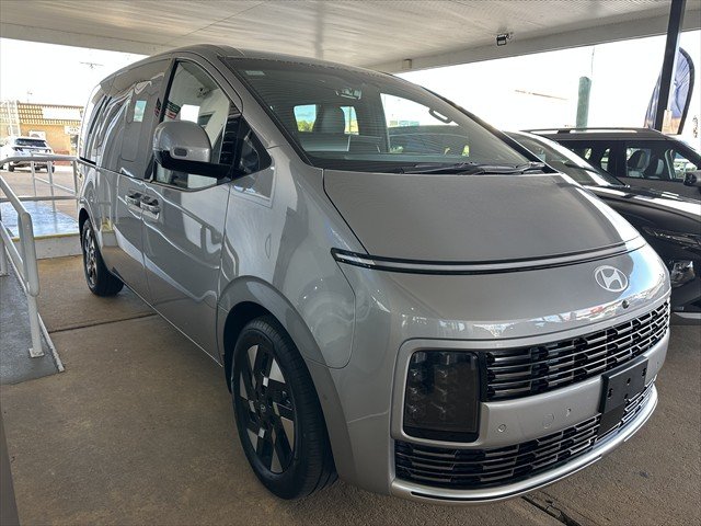 2026 HYUNDAI STARIA HEV