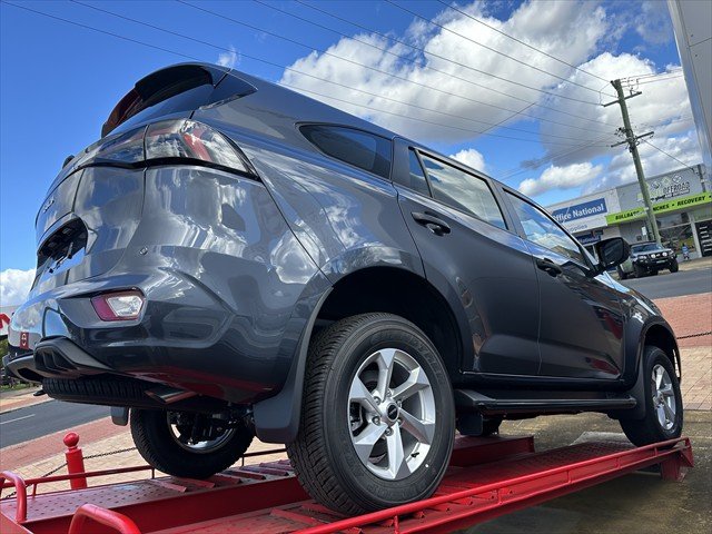 2026 ISUZU MU-X LS-M