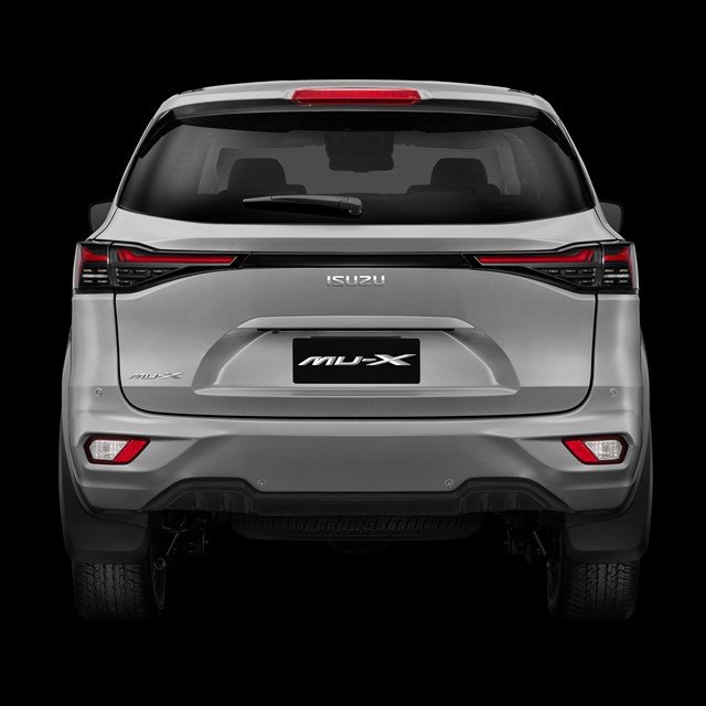 2026 ISUZU MU-X LS-M