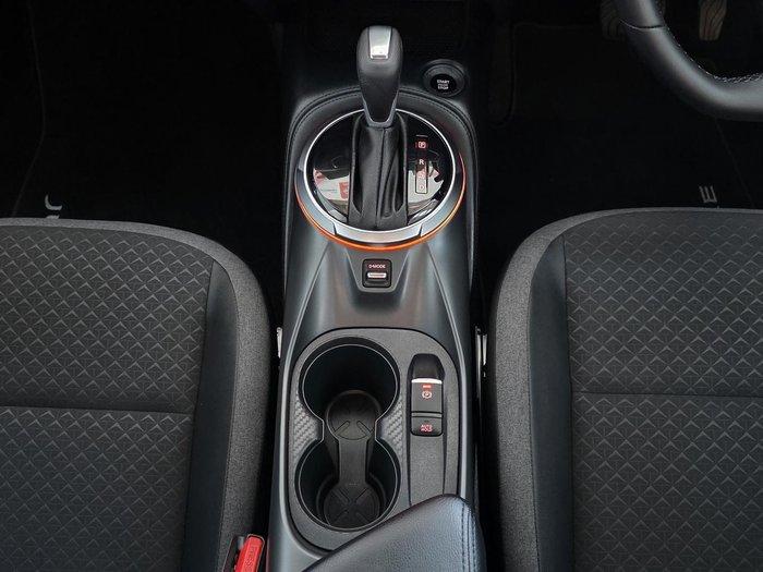 2024 Nissan JUKE ST-L