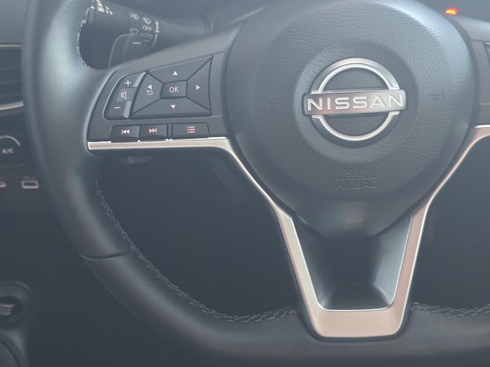 2024 Nissan JUKE ST-L