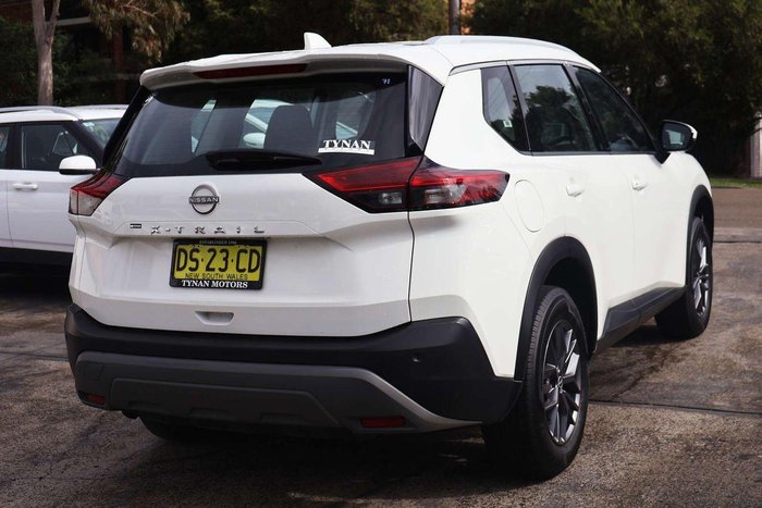 2024 Nissan X-TRAIL ST